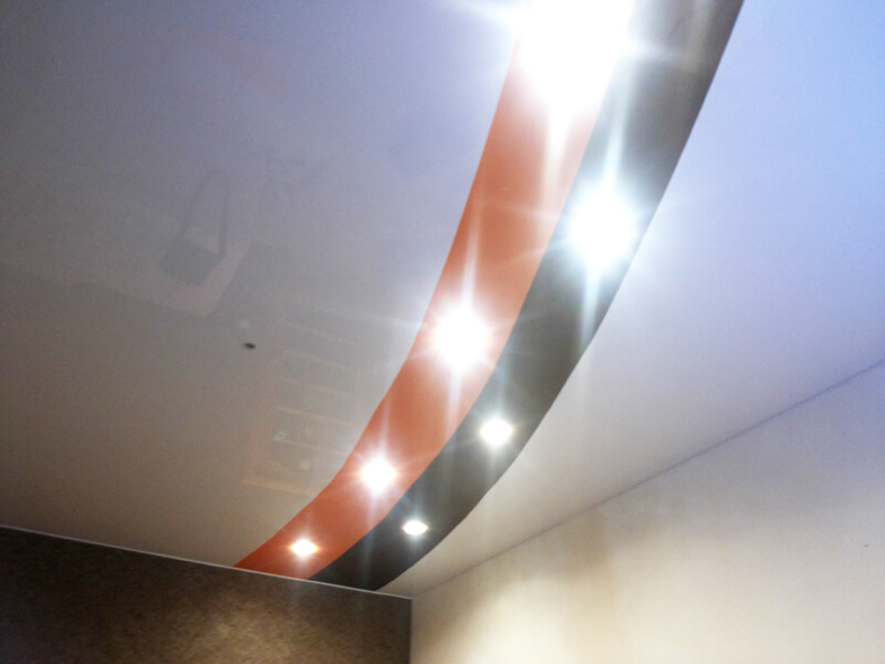 Фото из галереи - комбинированный натяжной потолок