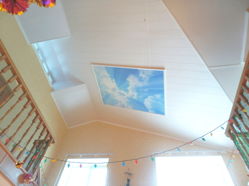 Фото из галереи - натяжной потолок небо с облаками