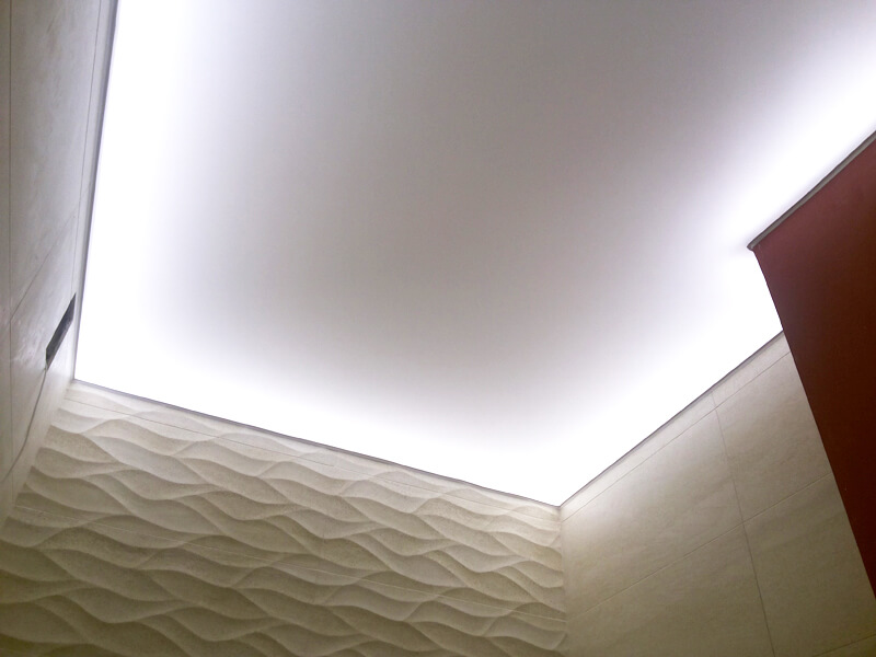 Фото из галереи - светопропускаемый натяжной потолок